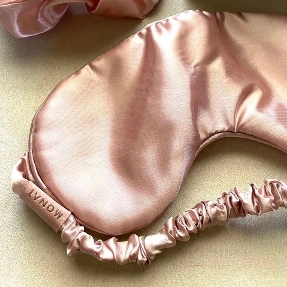 Monat Silky Satin Sleep Eyemask
